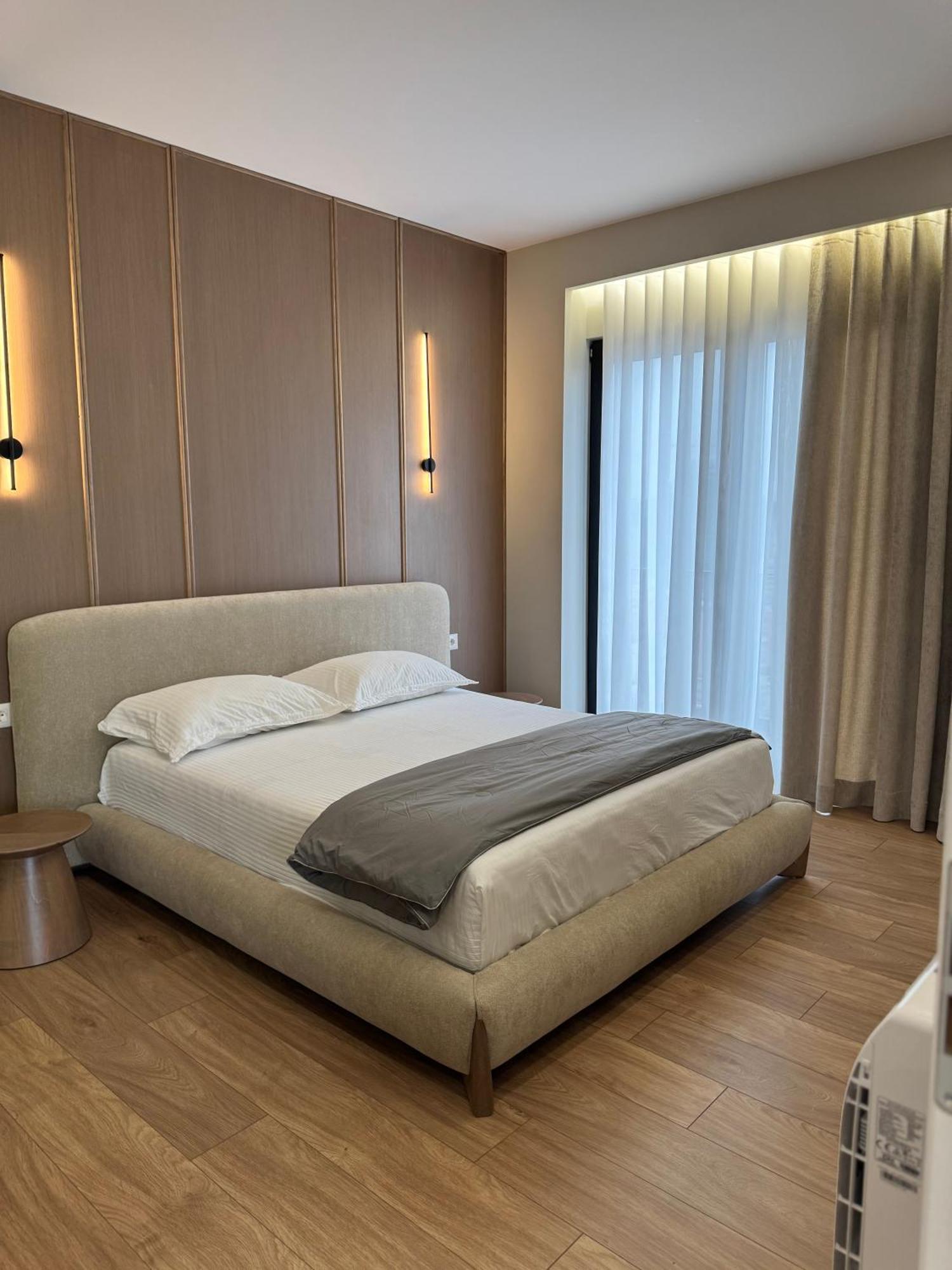 Square Inn Garden Aparthotel Tirana Exterior photo